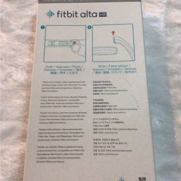 New Fitbit Alta band - Picture 2 of 2